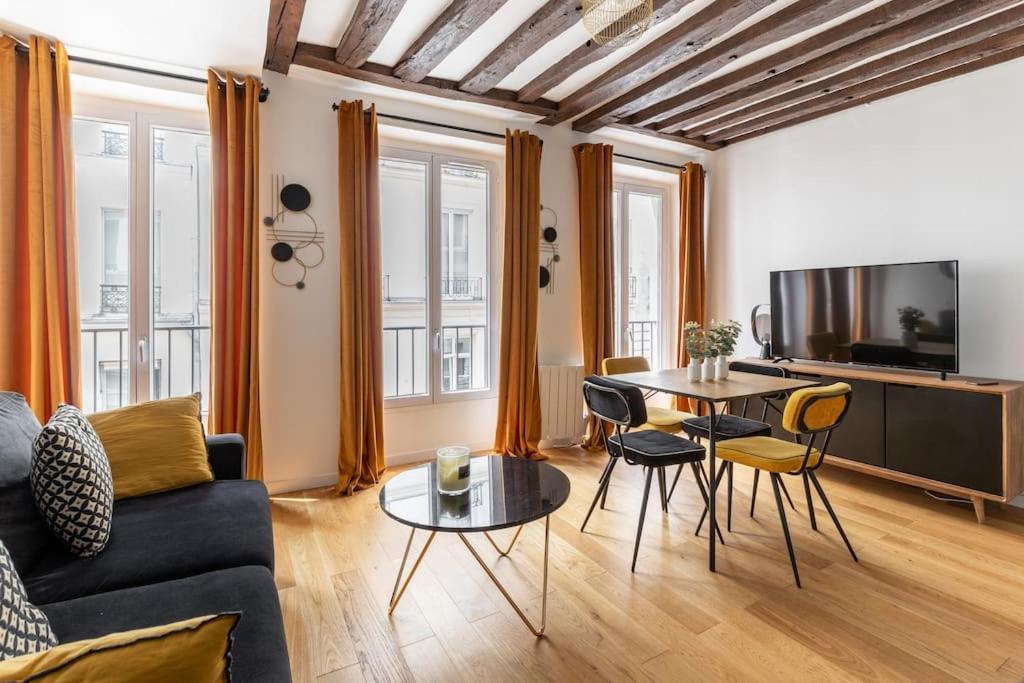 Grands Boulevards 22 : Appartement Cosy 1Br-4P Parigi Esterno foto