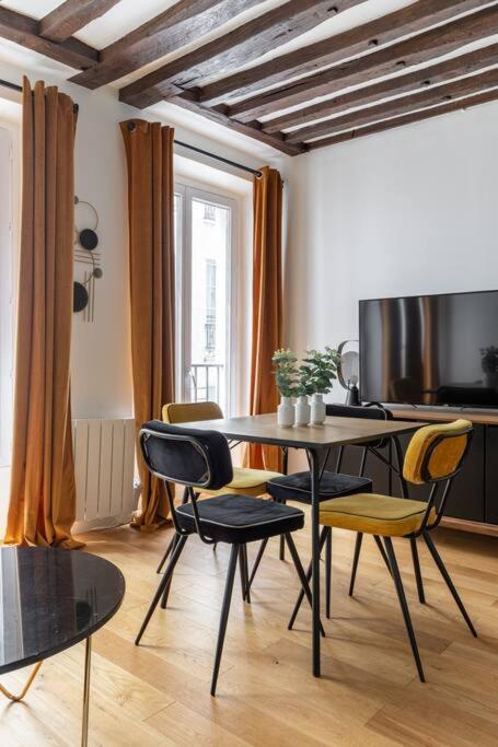Grands Boulevards 22 : Appartement Cosy 1Br-4P Parigi Esterno foto